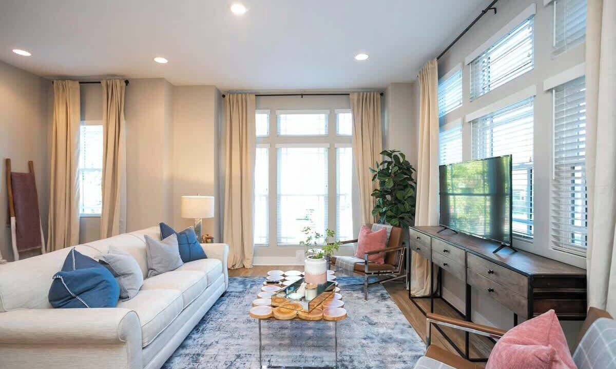 Photo of Bedroom in Hadley - Washington