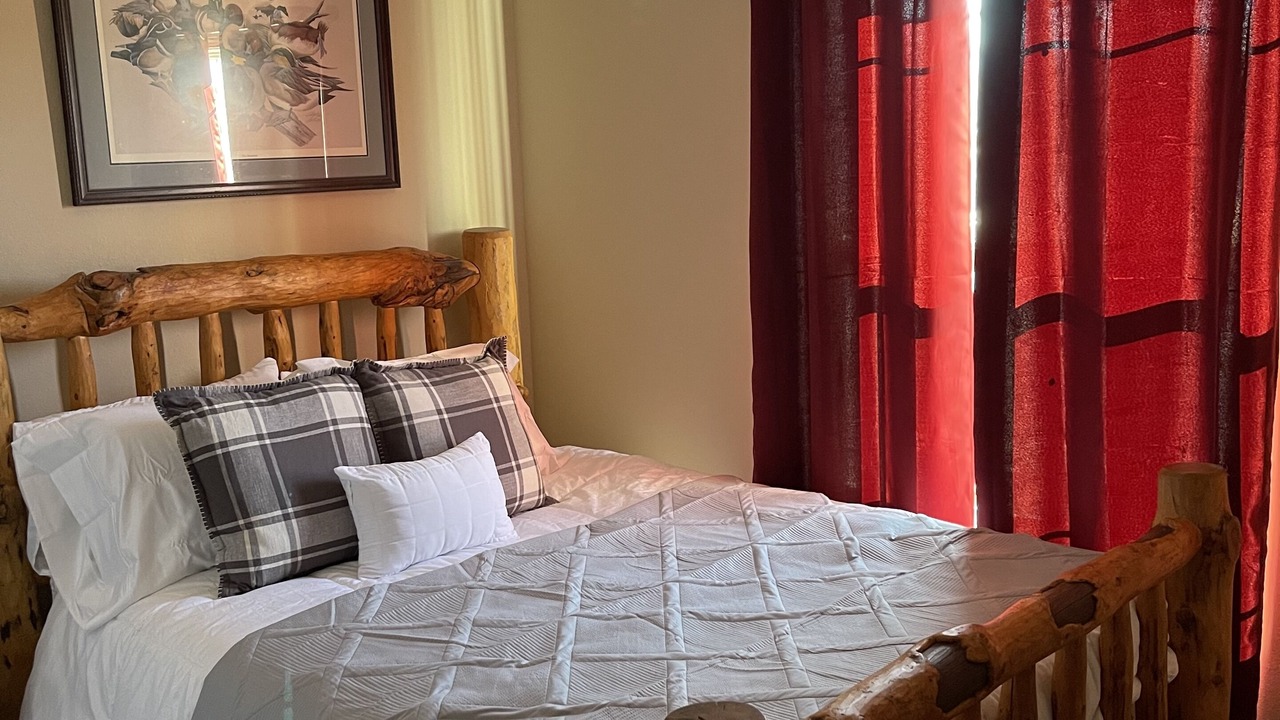 Photo of Bedroom in Dutch John