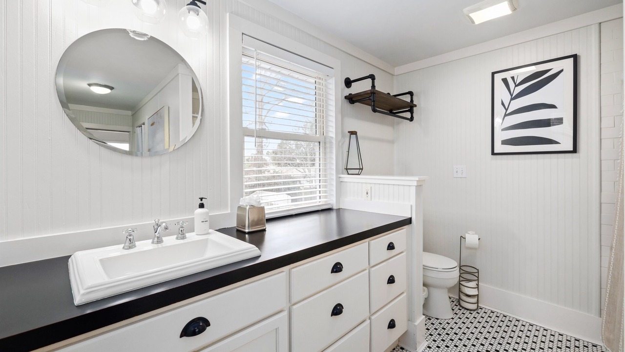 Photo of Bathroom in Jacksonville Beach