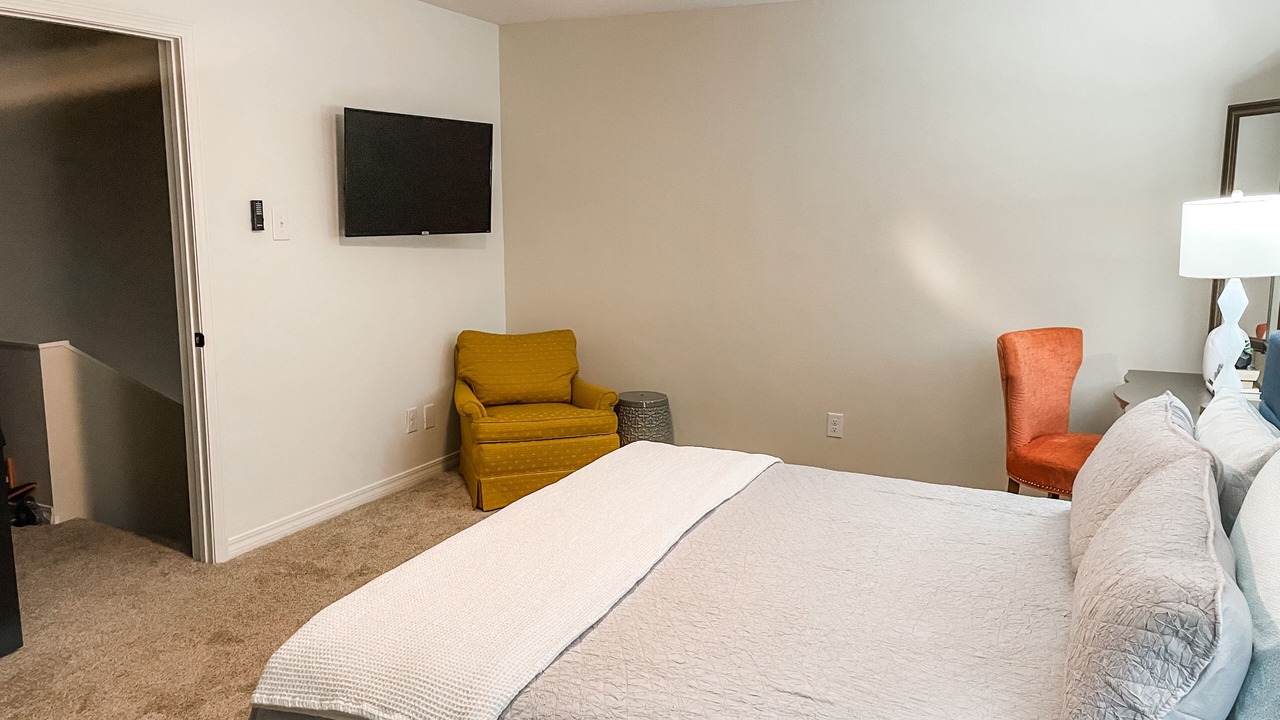 Photo of Bedroom in Broadmoor