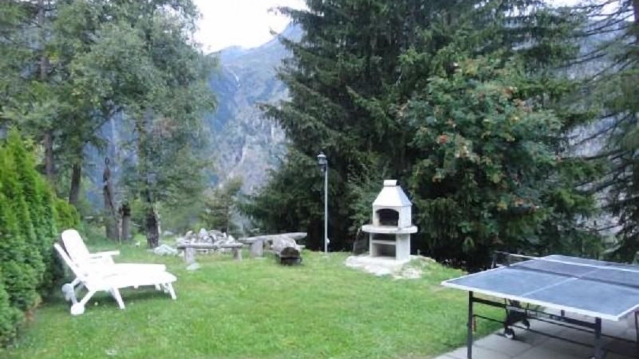 Photo of Others in St. Niklaus