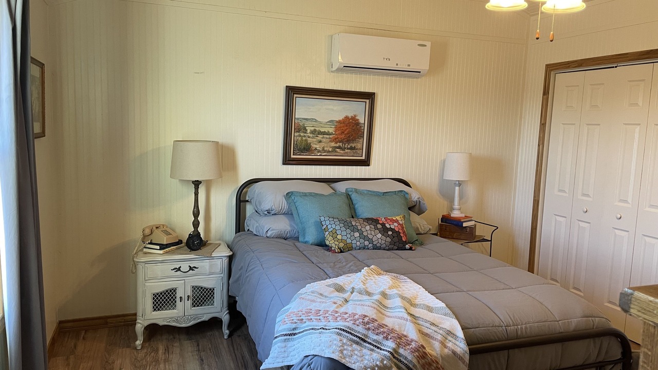 Photo of Bedroom in Tuscola