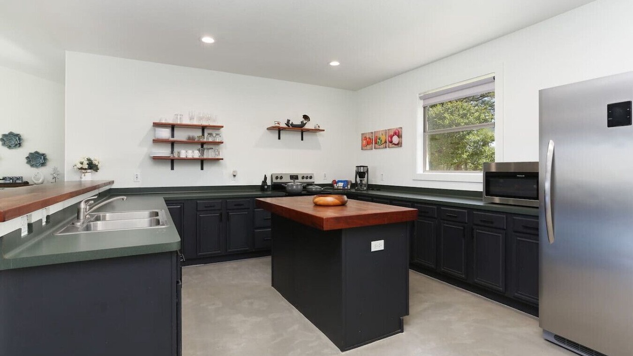 Photo of Kitchen in McQueeney
