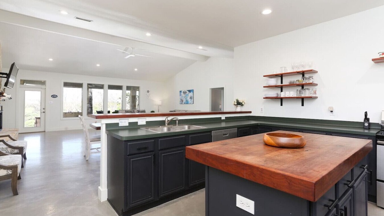 Photo of Kitchen in McQueeney