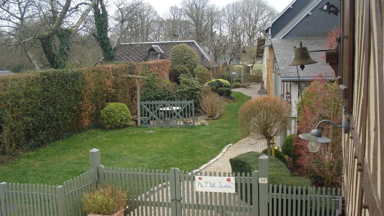 Photo of Outdoor in Saint-Sylvestre-de-Cormeilles