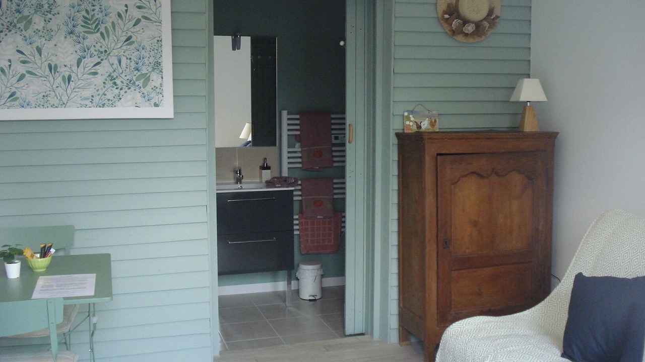 Photo of Bedroom in Saint-Sylvestre-de-Cormeilles