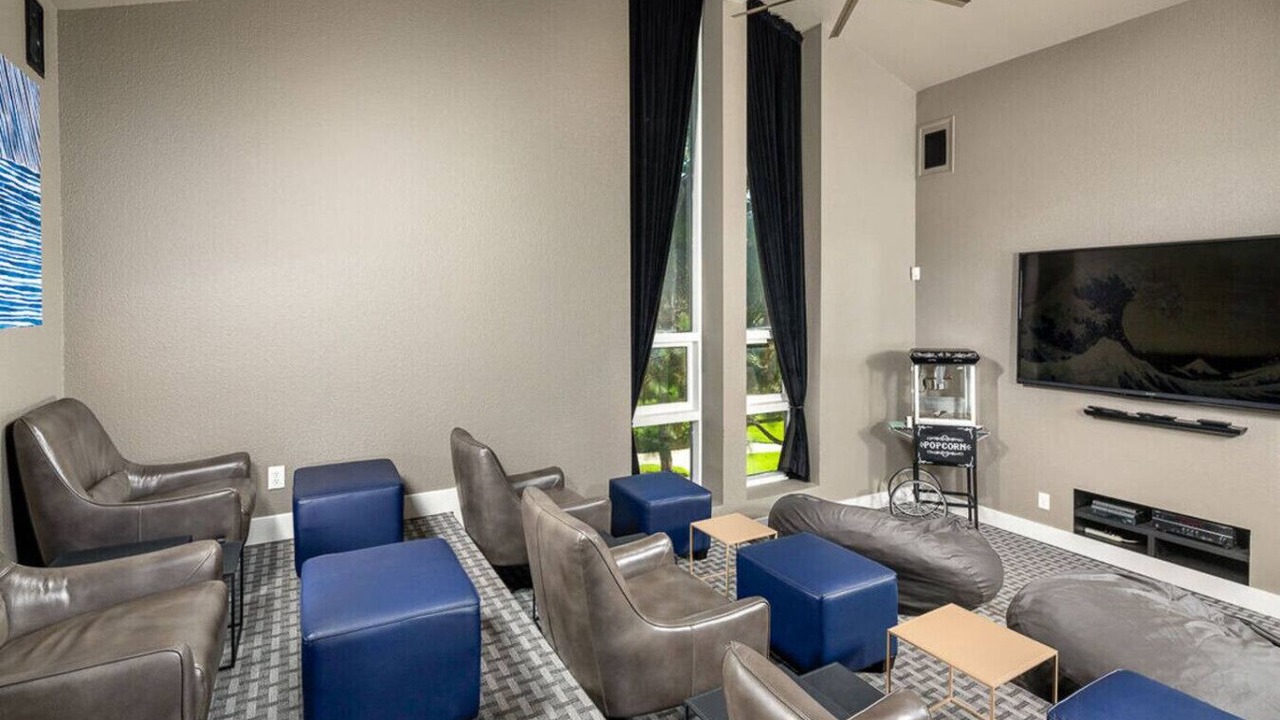 Photo of Livingroom in Ivey Ranch - Rancho Del Oro