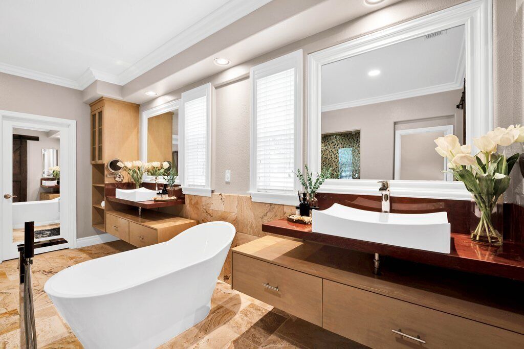 Photo of Bathroom in Brentwood