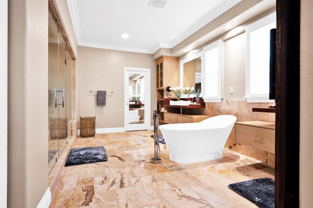 Photo of Bathroom in Brentwood