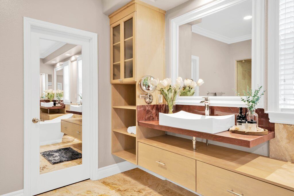 Photo of Bathroom in Brentwood
