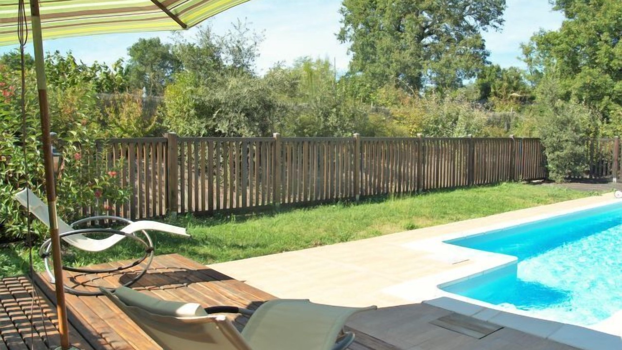 Photo of Outdoor in Loupiac