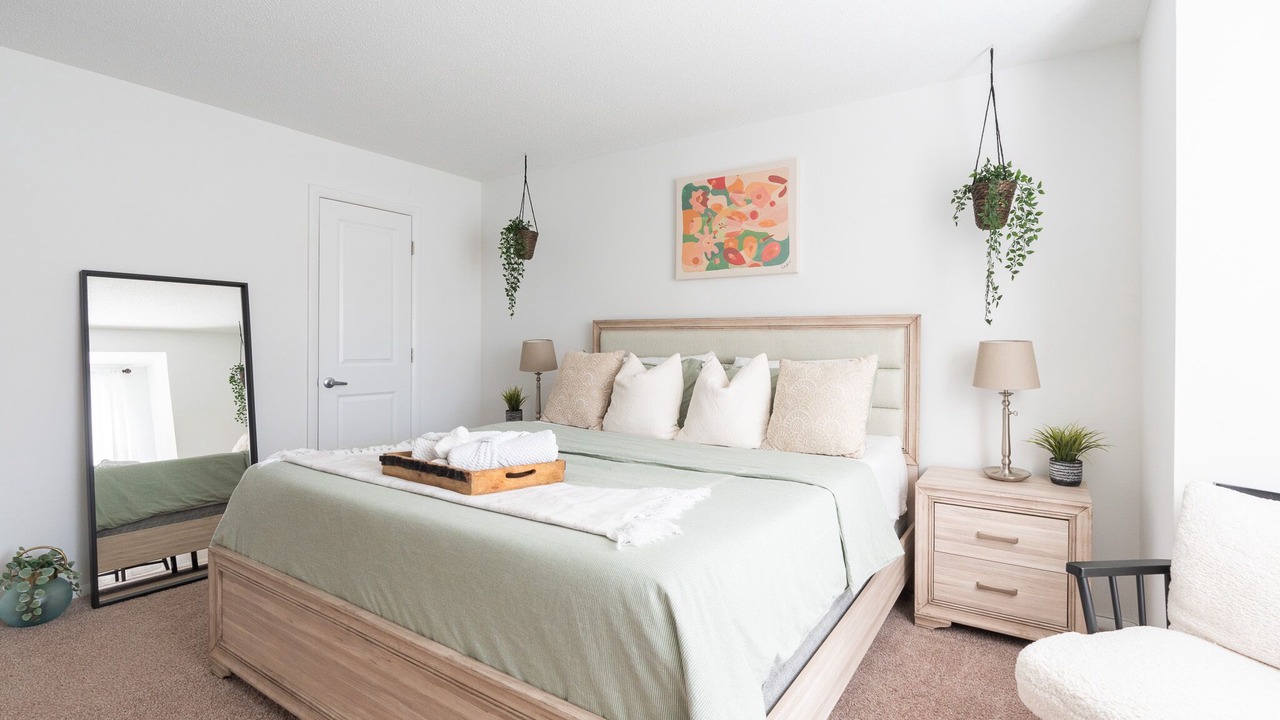 Photo of Bedroom in Sharon Woods