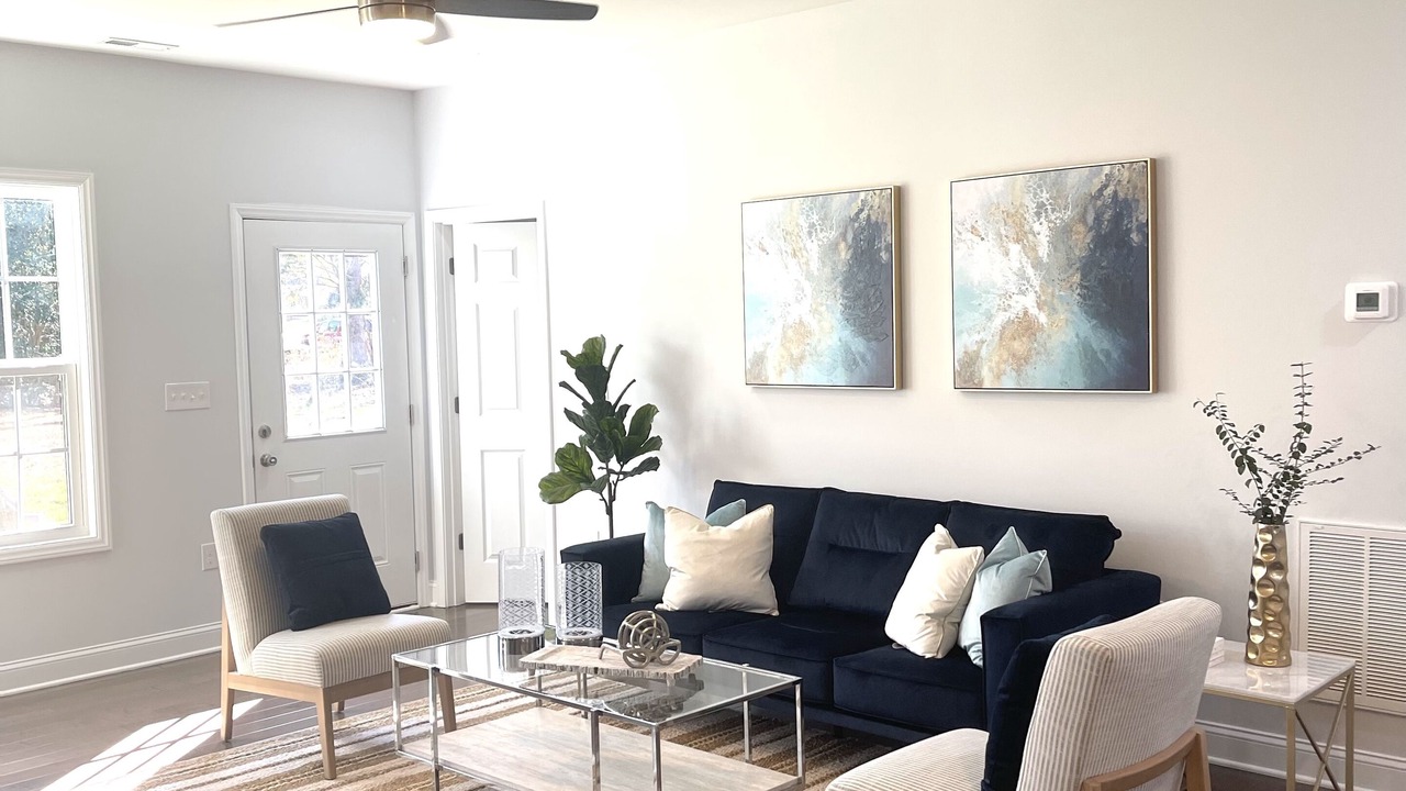 Photo of Livingroom in Paw Creek