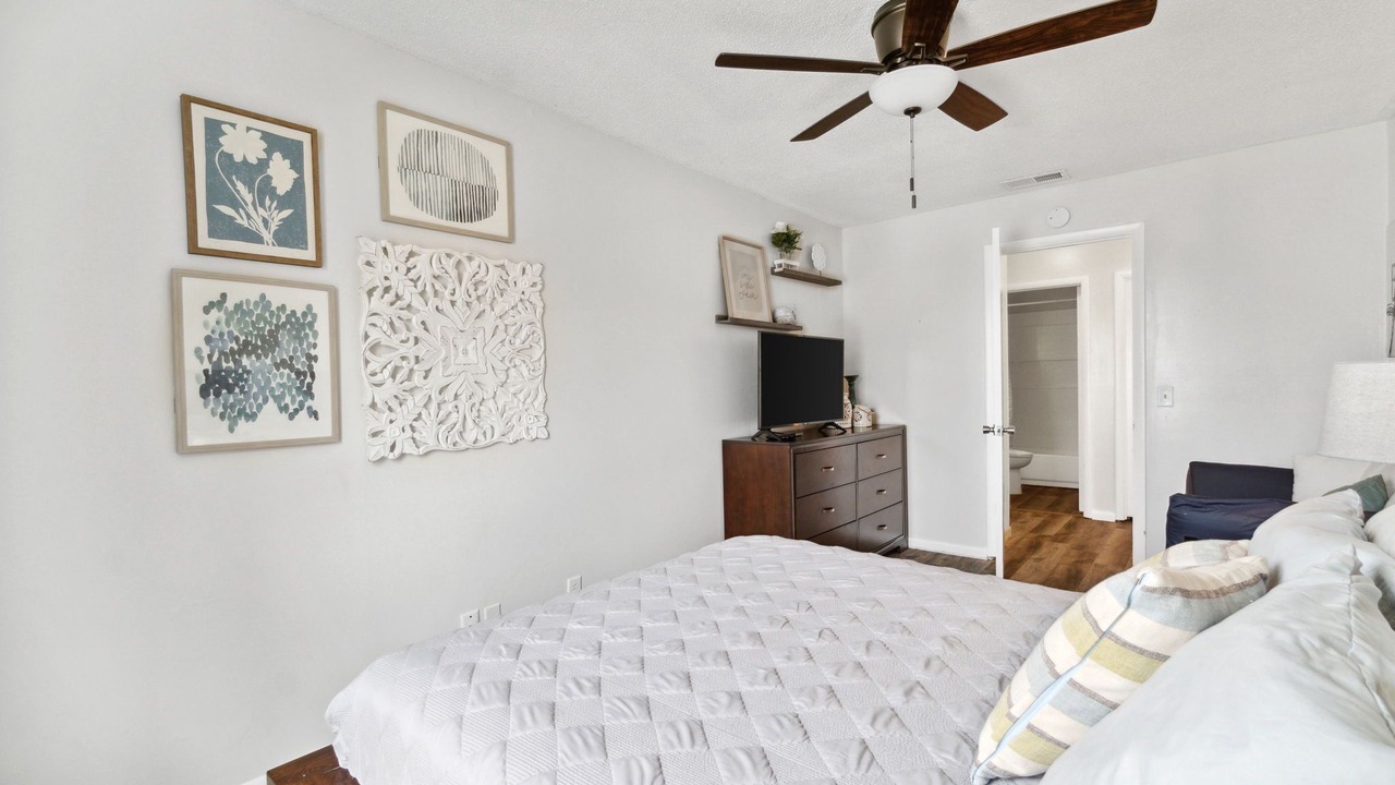 Photo of Bedroom in Silver Sands Beach