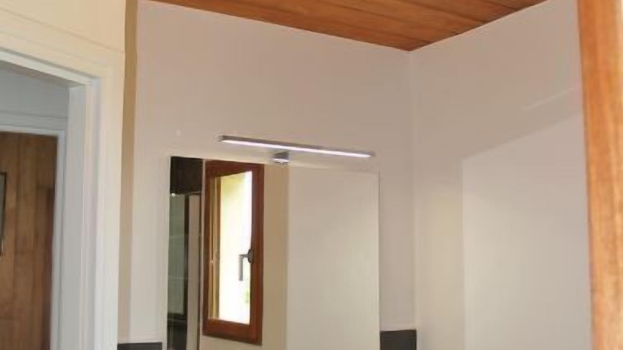 Photo of Bathroom in Loupiac