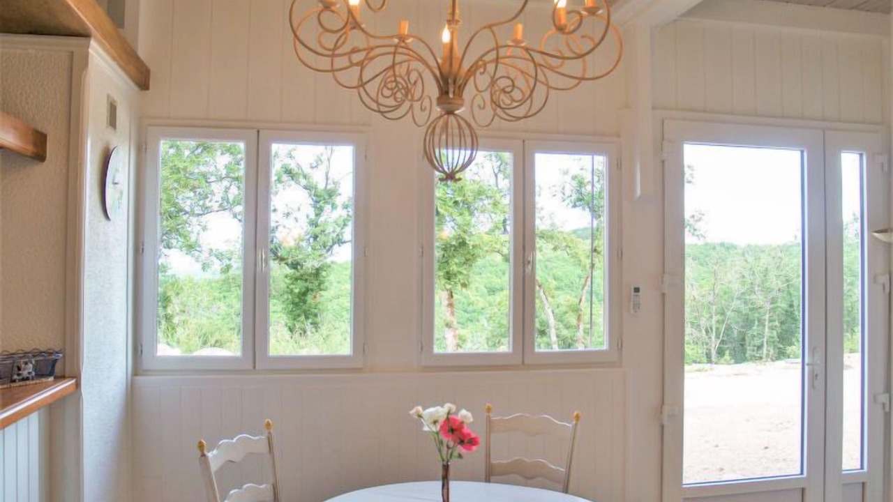 Photo of Bedroom in Loupiac