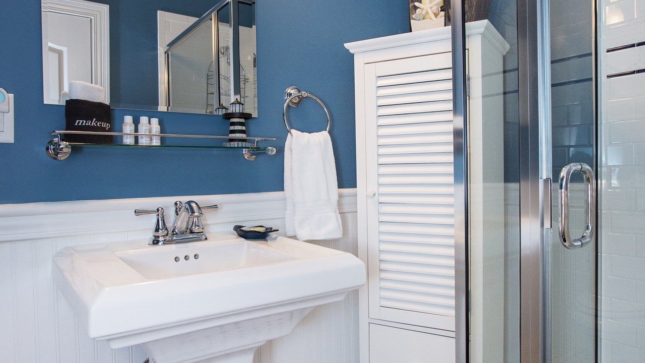 Photo of Bathroom in La Grange