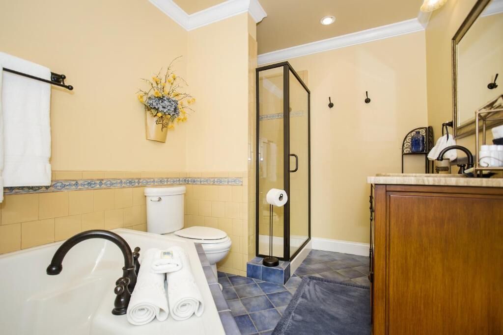 Photo of Bathroom in La Grange