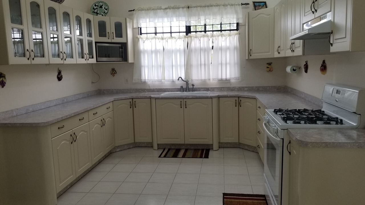 Photo of Kitchen in Loray