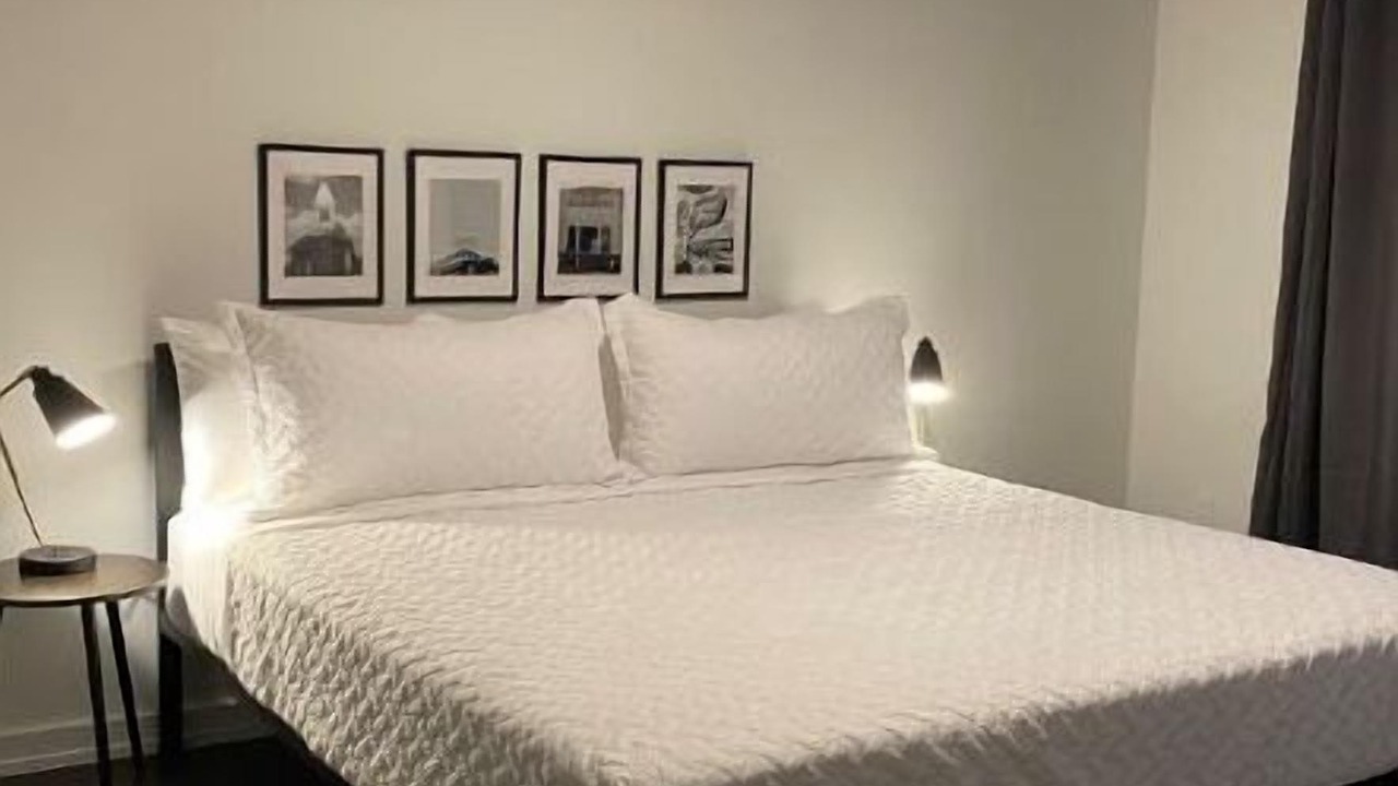 Photo of Bedroom in Midtown