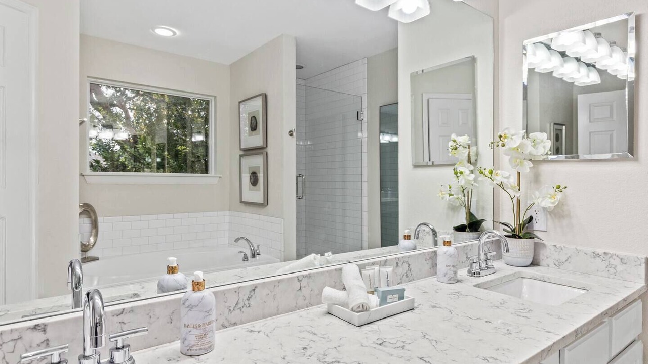 Photo of Bathroom in Grapevine