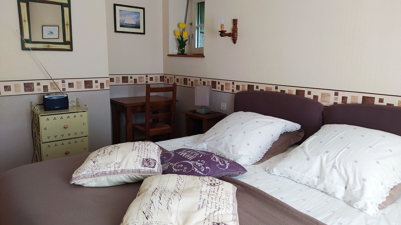 Photo of Bedroom in Pleudihen-sur-Rance