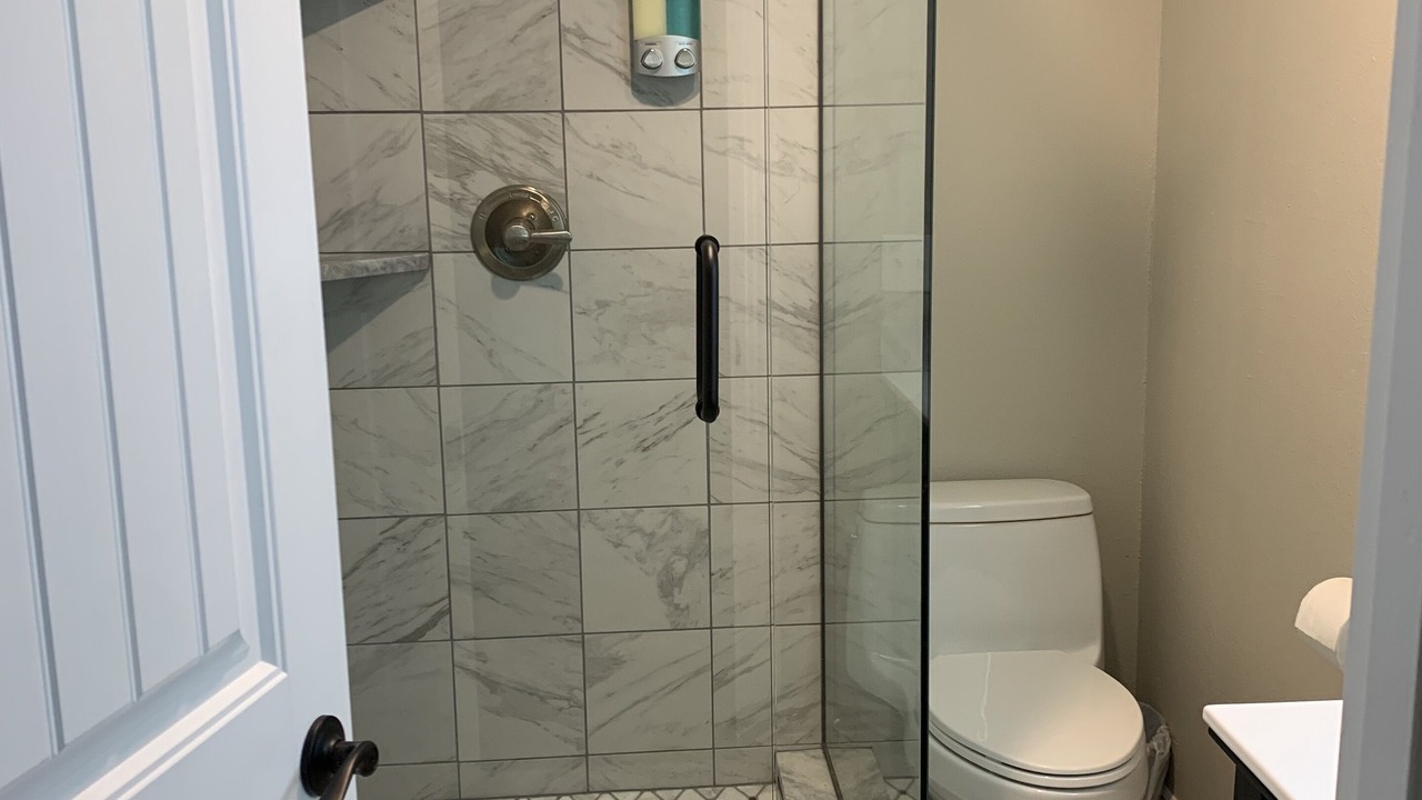 Photo of Bathroom in Garfield