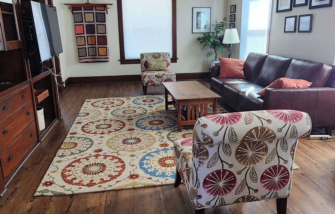 Photo of Livingroom in Nauvoo