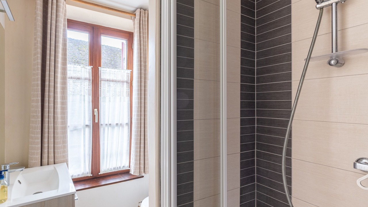 Photo of Bathroom in Villemanoche