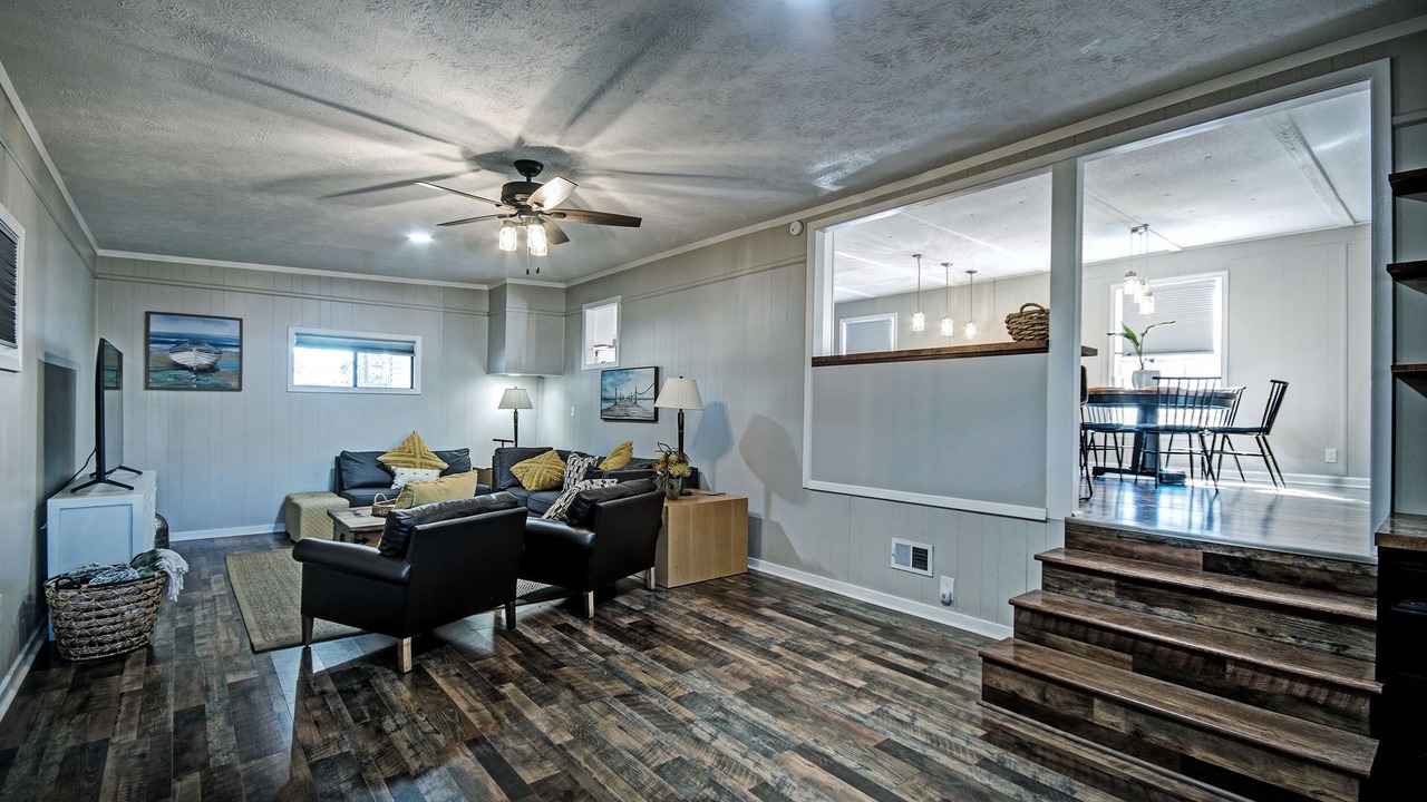 Photo of Livingroom in Ludlow