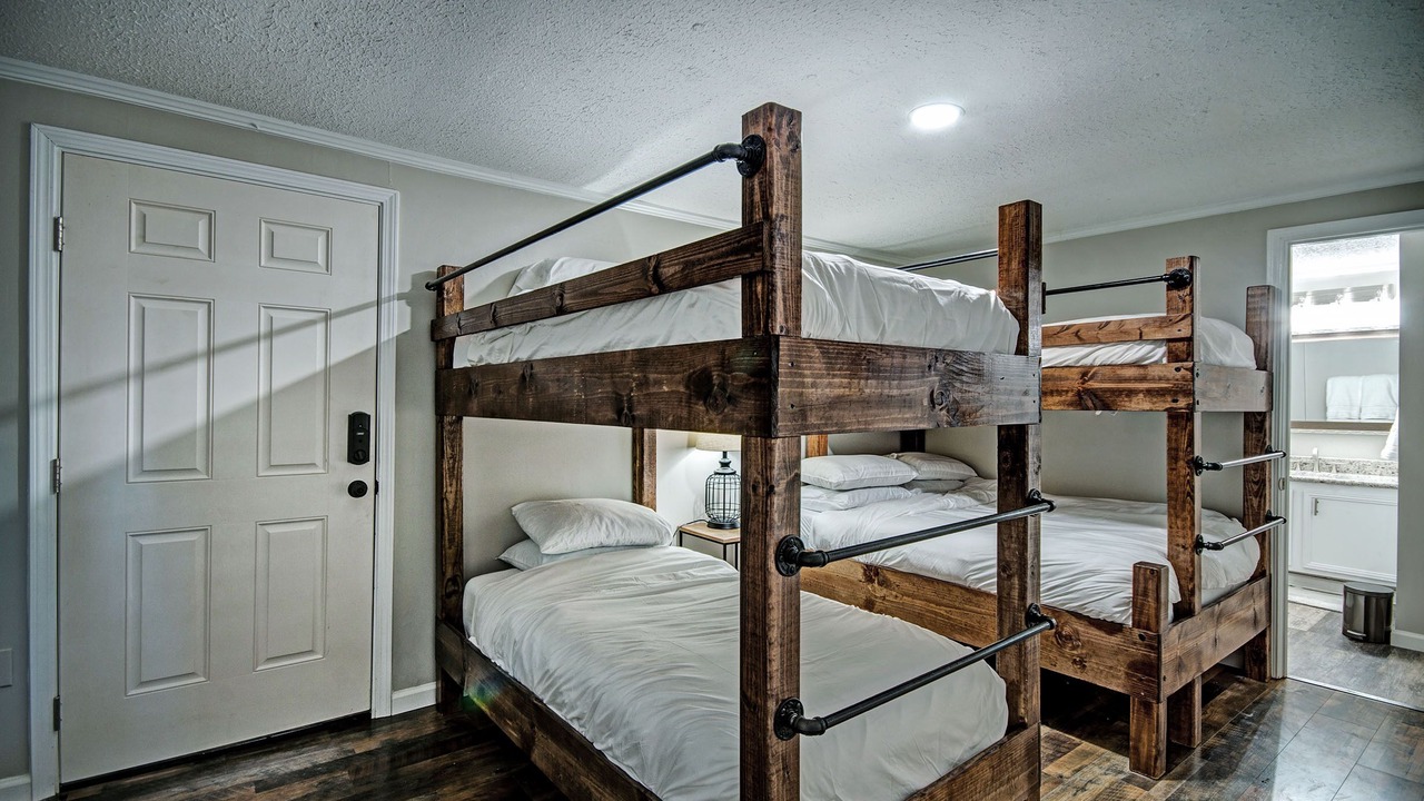 Photo of Bedroom in Ludlow