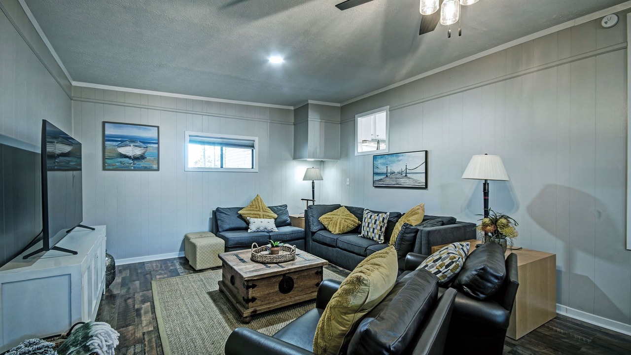 Photo of Livingroom in Ludlow
