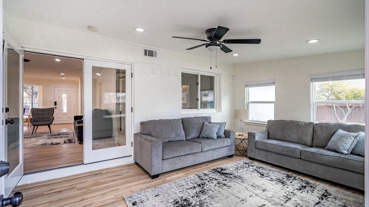 Photo of Livingroom in Richardson