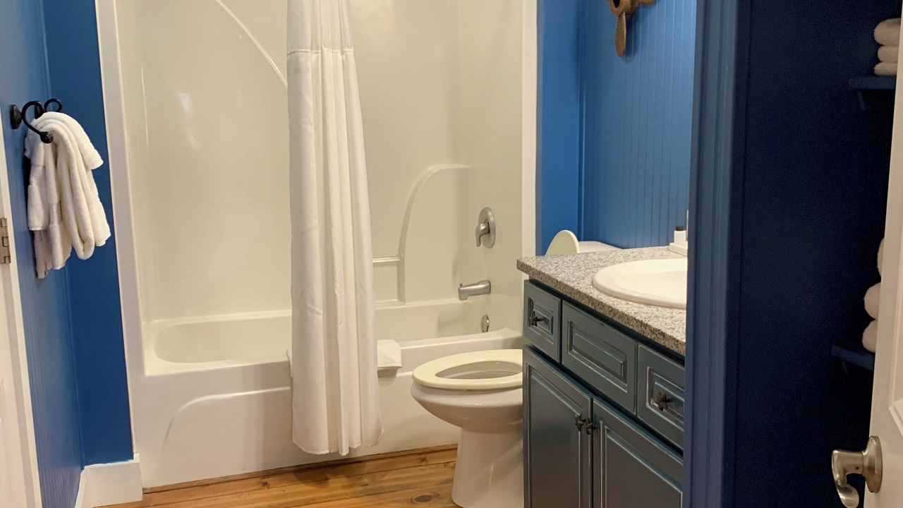 Photo of Bathroom in Branson
