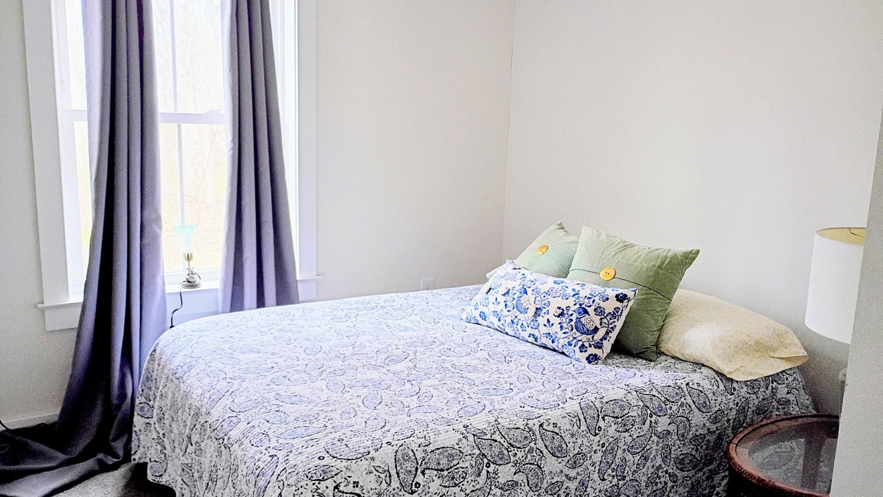 Photo of Bedroom in Southold