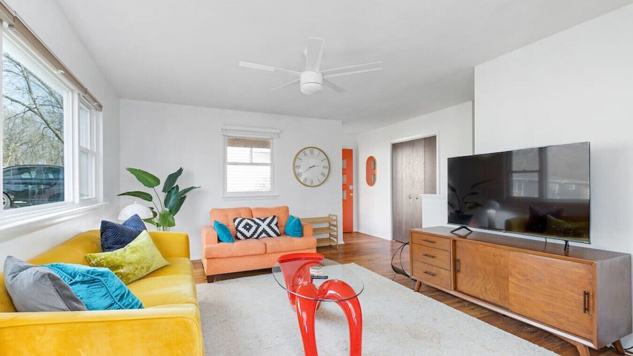 Photo of Livingroom in Orange Prairie