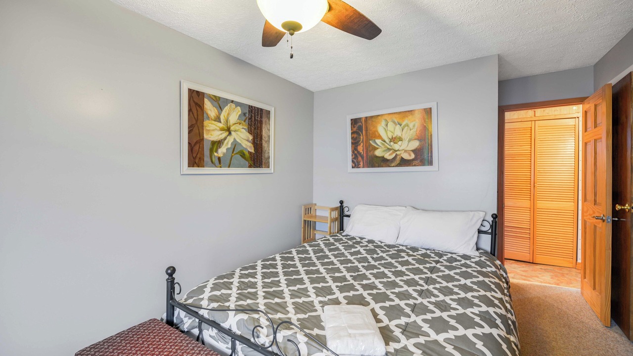 Photo of Bedroom in Seneca Falls