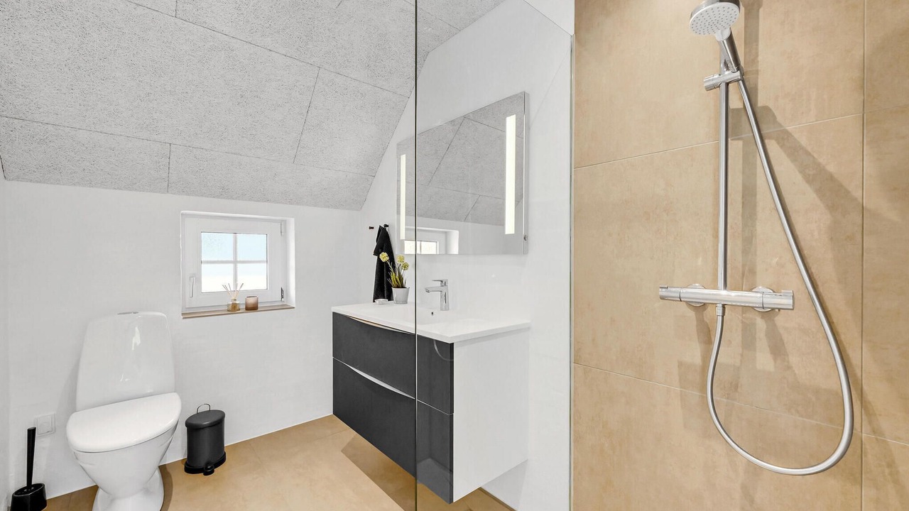 Photo of Bathroom in Øhuse