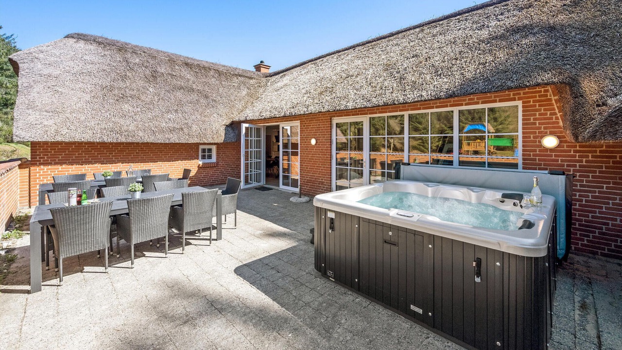 Photo of Others in Øhuse