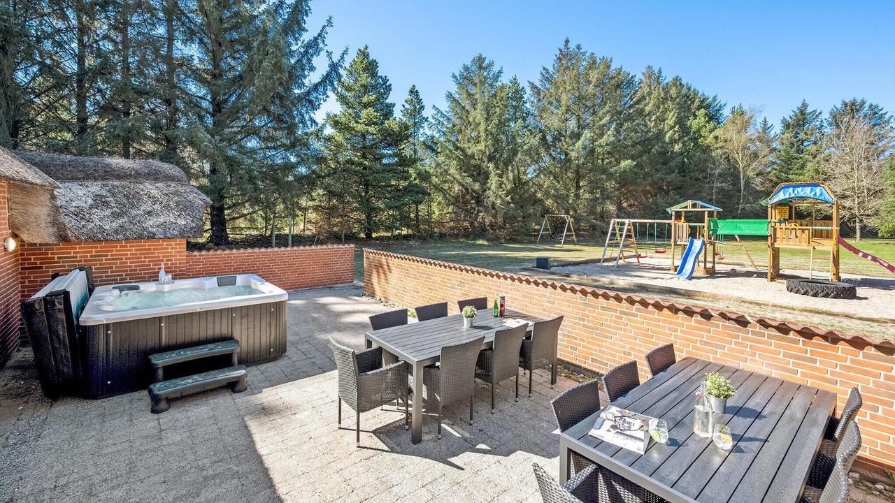 Photo of Others in Øhuse