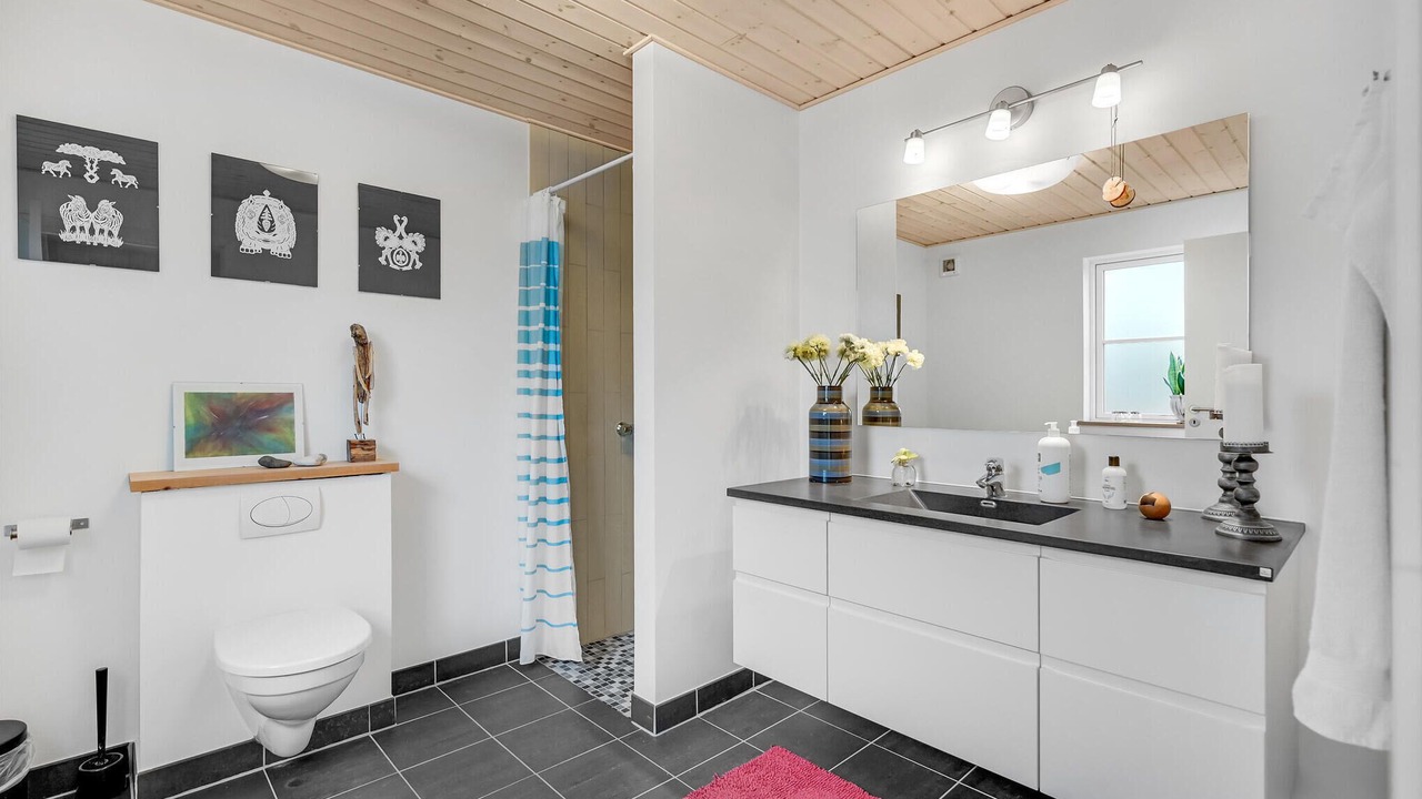 Photo of Bathroom in Fjellerup Strand