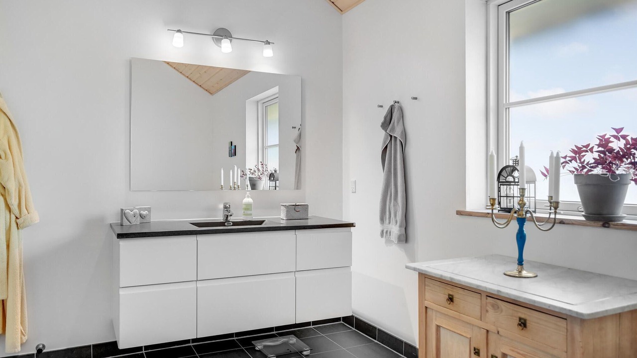 Photo of Bathroom in Fjellerup Strand