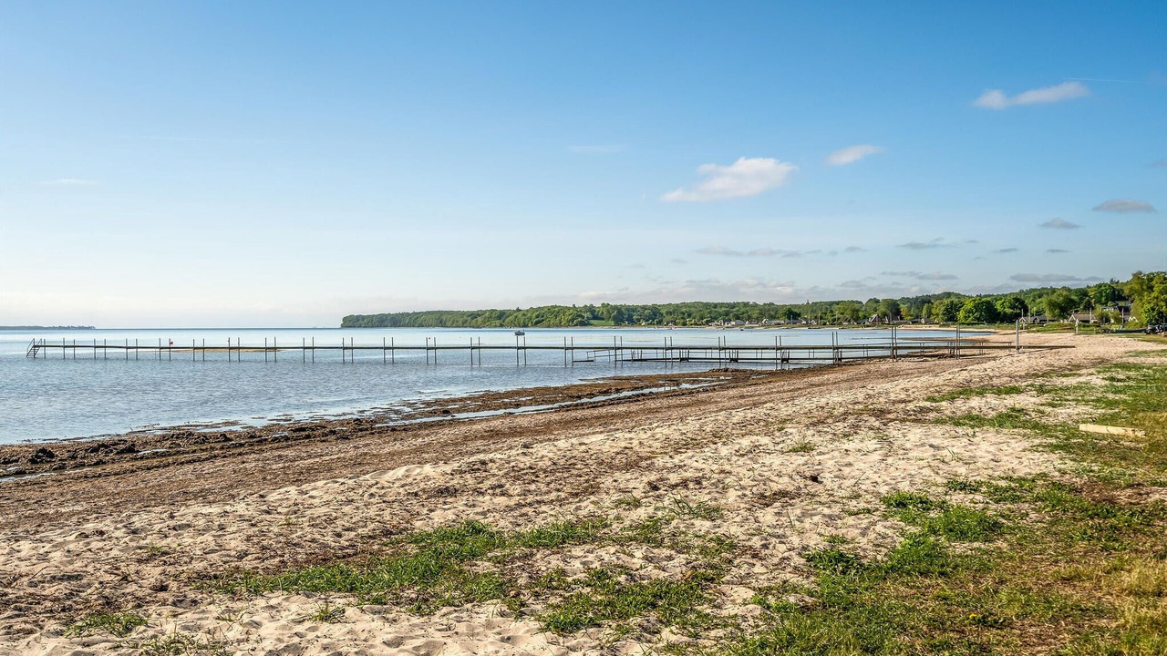 Photo of Others in Bjert