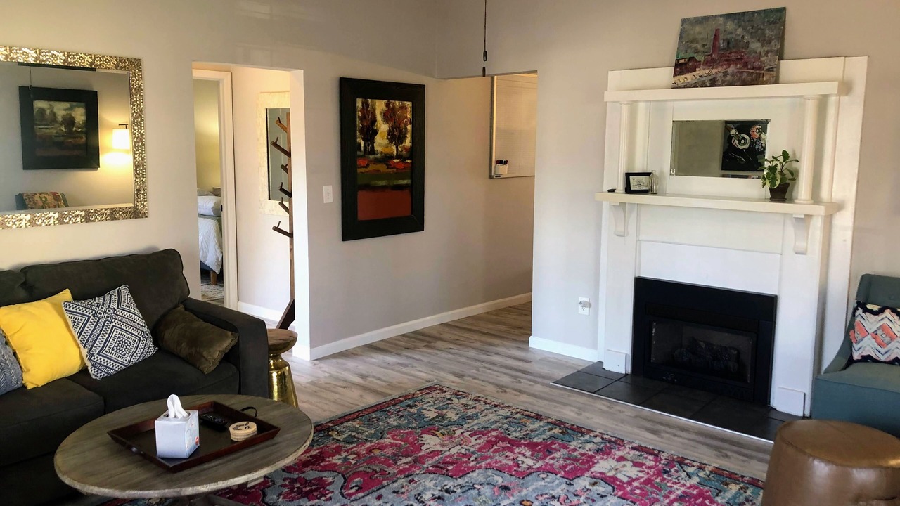 Photo of Livingroom in Chickamauga