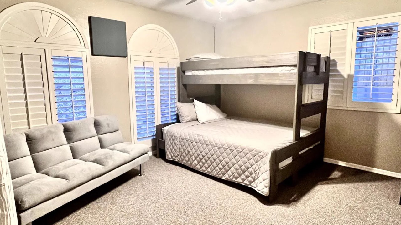 Photo of Bedroom in North Mountain