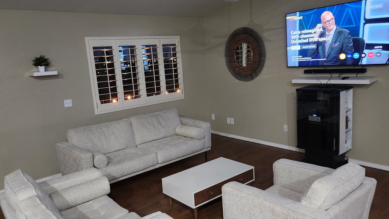Photo of Livingroom in North Mountain