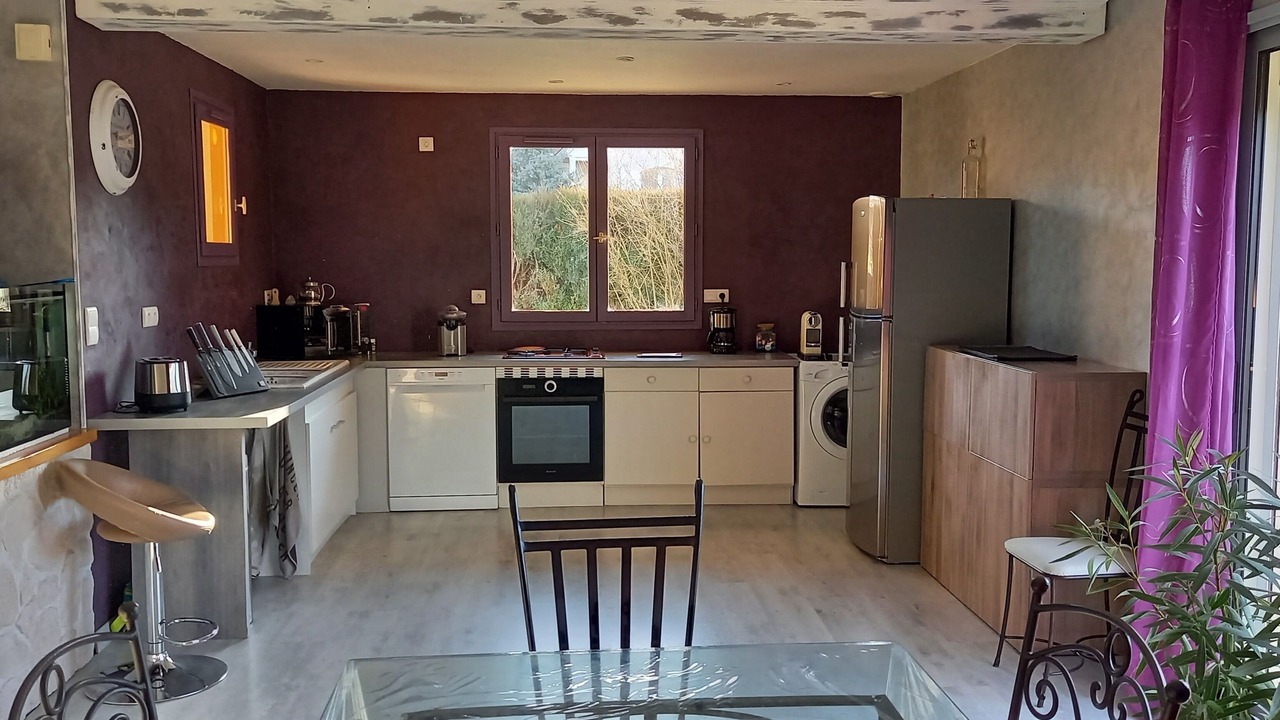 Photo of Kitchen in Saint-Lothain