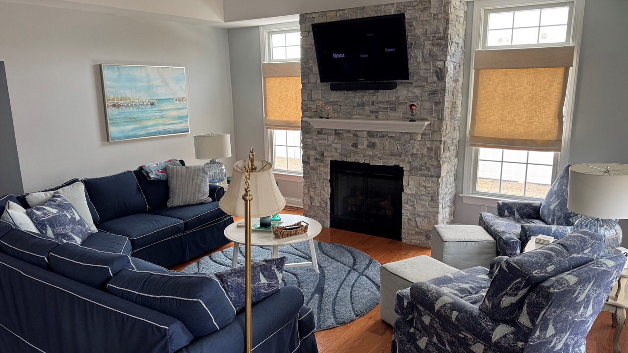 Photo of Livingroom in Village Green