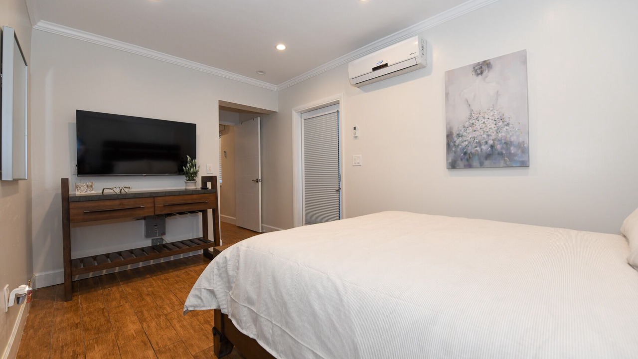 Photo of Bedroom in North Andrews Gardens