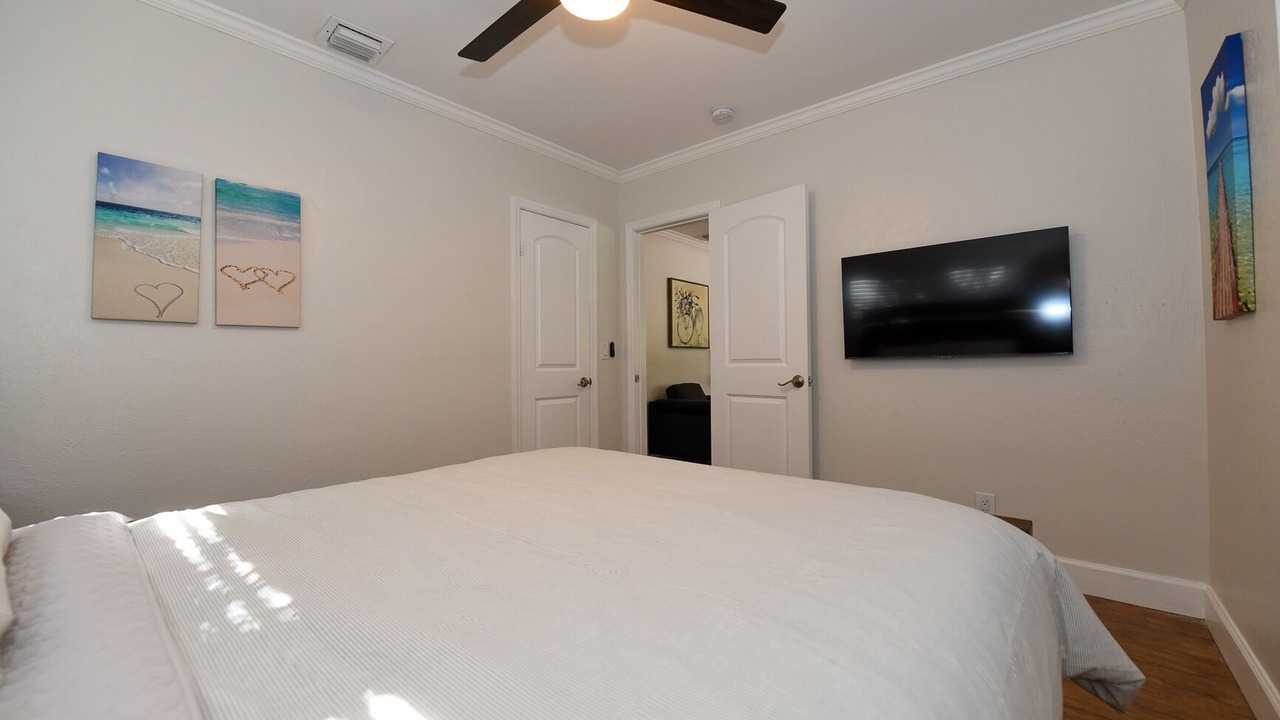 Photo of Bedroom in North Andrews Gardens